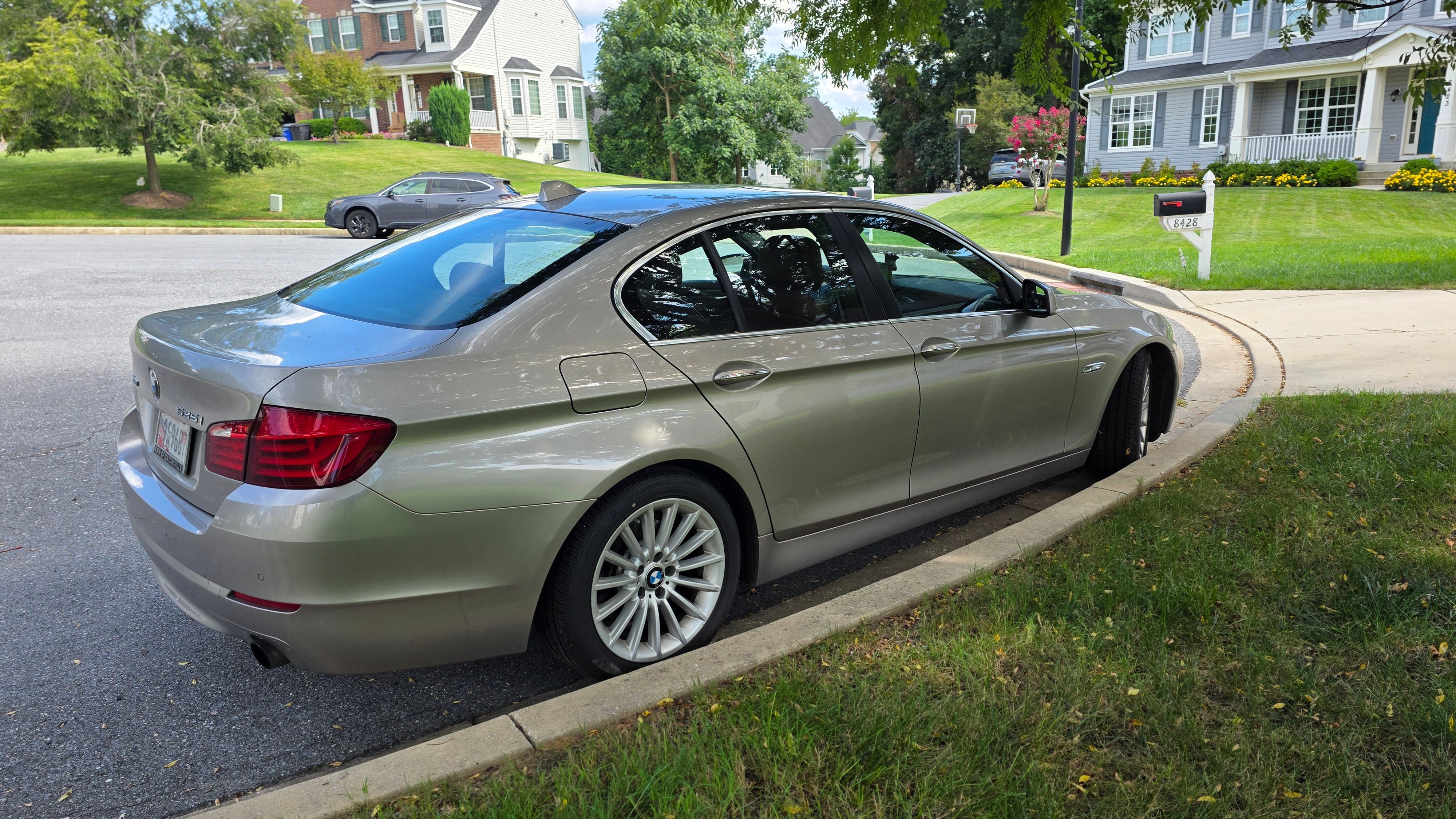Used 2013 BMW 535i xDrive Sedan AWD/4WD image 4