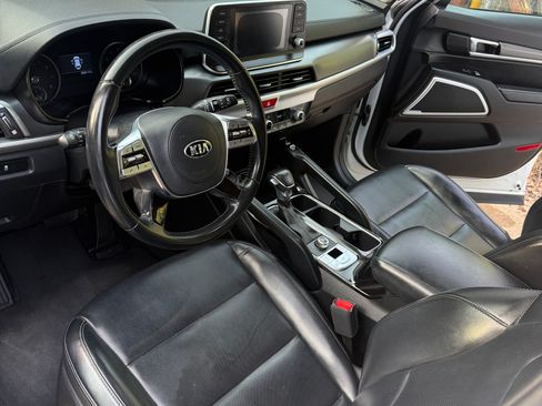 Used 2020 Kia Telluride S w/ S 8 Passenger Seating Package FWD image 10