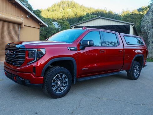 Used 2025 GMC Sierra 1500 AT4 w/ AT4 Premium Package image 1