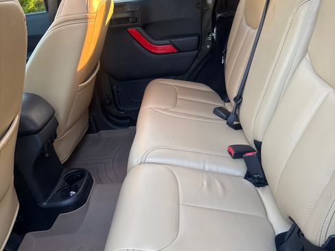 Used 2015 Jeep Wrangler Unlimited Sport w/ Quick Order Package 24S image 5