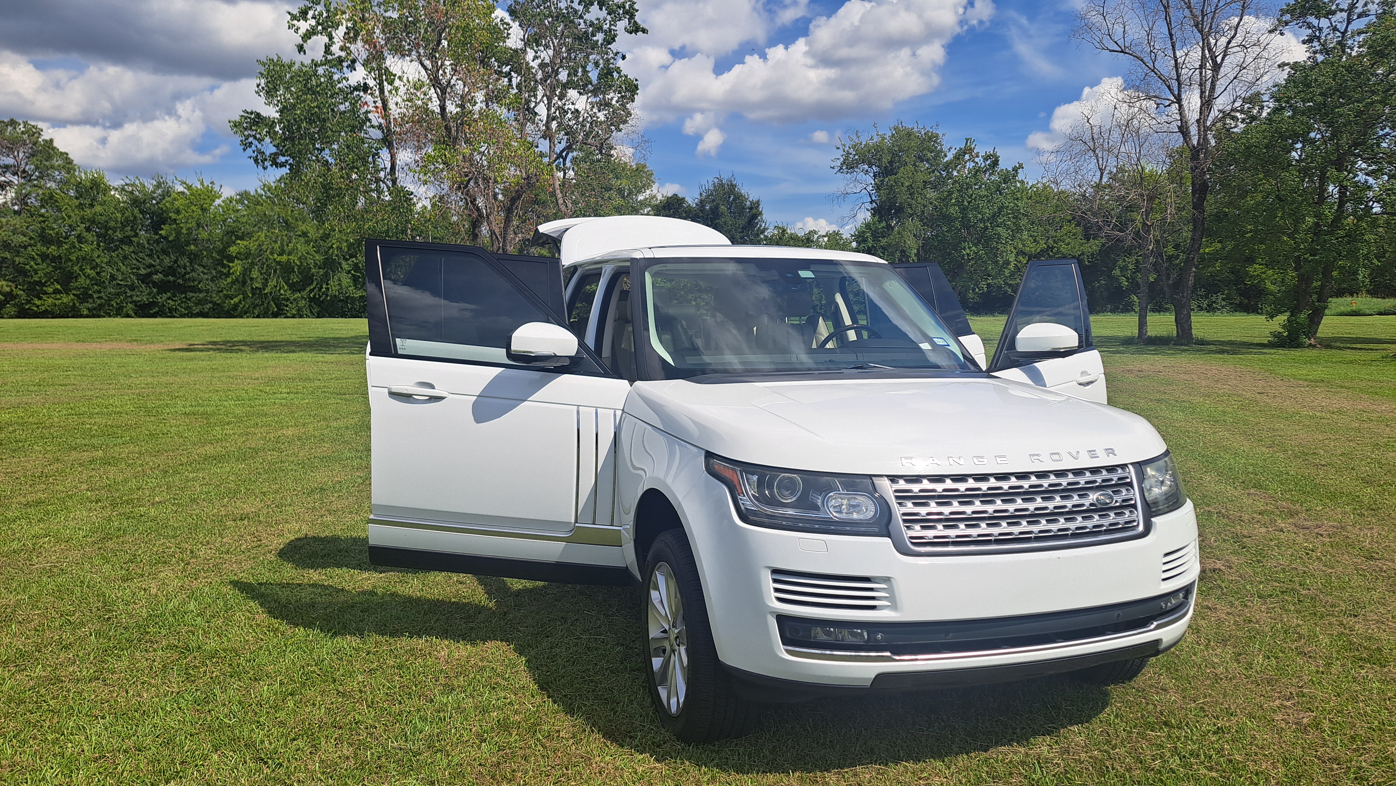 Used 2015 Land Rover Range Rover HSE AWD/4WD image 14