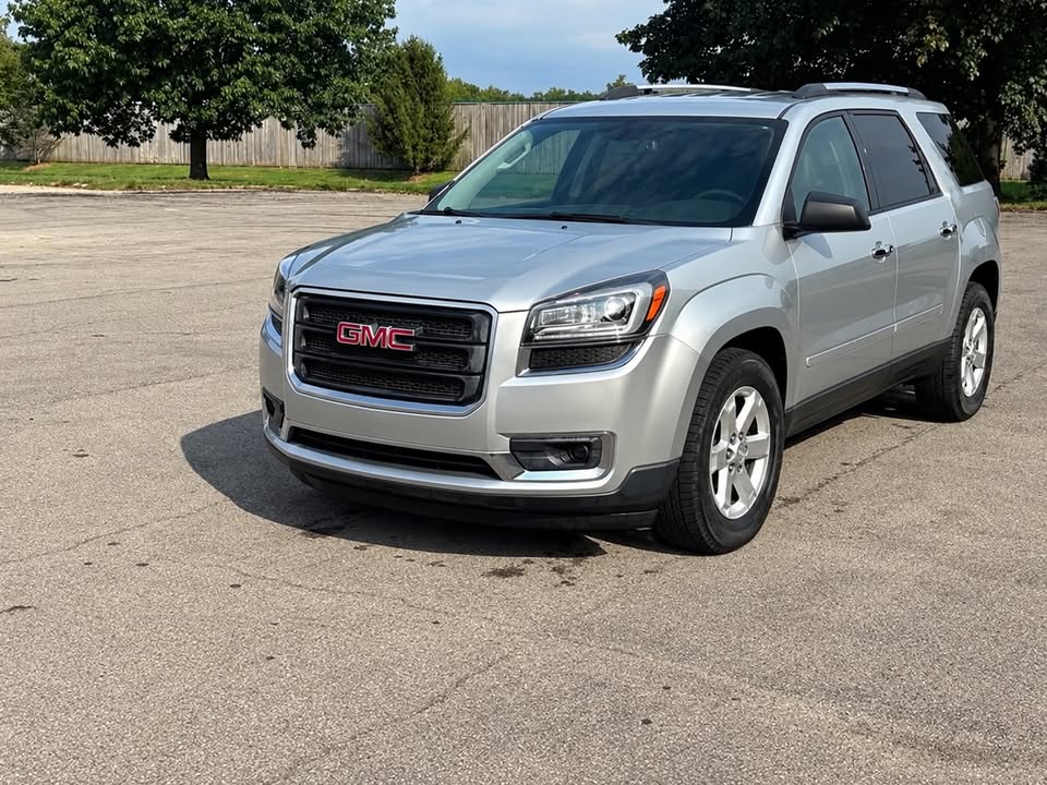 Used 2016 GMC Acadia SLE AWD/4WD image 1