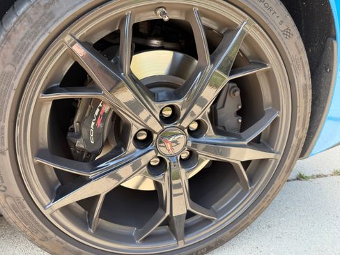 Used 2023 Chevrolet Corvette Stingray Preferred Cpe w/ Z51 Performance Package RWD image 16