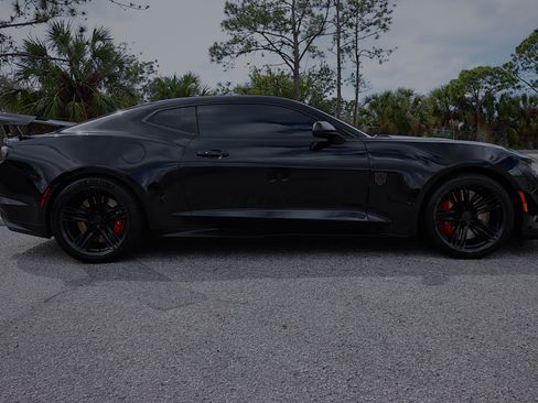 Used 2019 Chevrolet Camaro ZL1 image 6