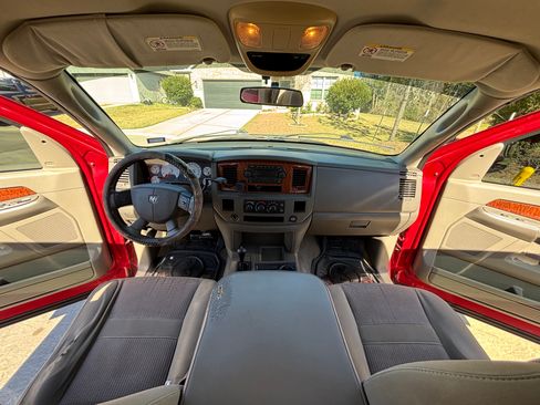 Used 2006 Dodge Ram 2500 Truck SLT image 22