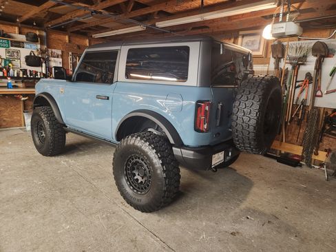 Used 2023 Ford Bronco Badlands image 5