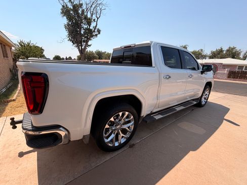 Used 2019 GMC Sierra 1500 SLT RWD image 8