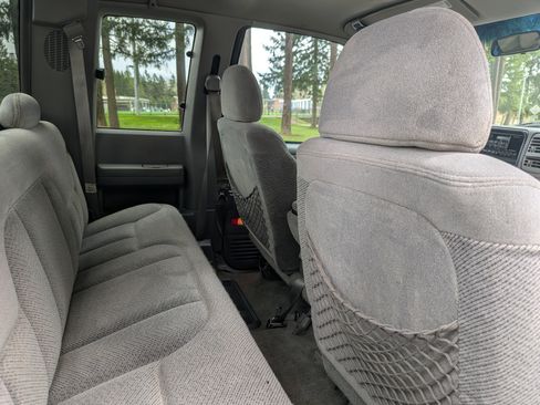 Used 1998 Chevrolet Silverado 1500 LS w/ Preferred Equipment Group 2 image 22