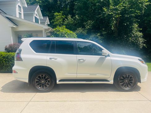 Used 2023 Lexus GX 460 Premium w/ Premium Plus Package AWD/4WD image 8