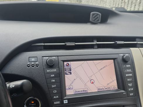 Used 2010 Toyota Prius Two image 13