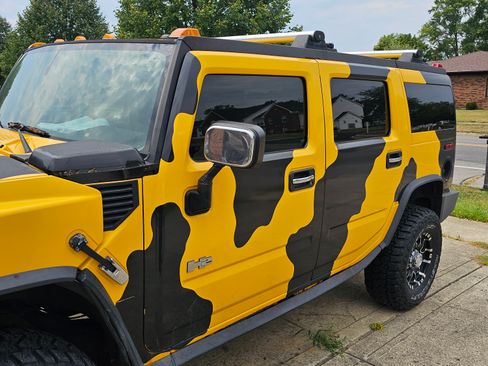 Used 2003 HUMMER H2 w/ Preferred Equipment Group image 5