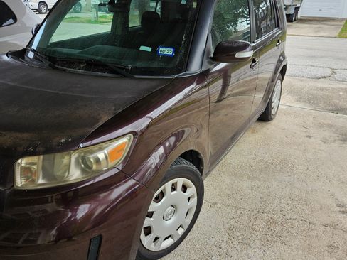Used 2009 Scion xB image 8