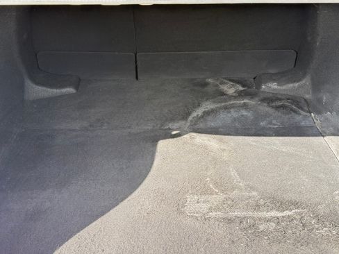 Used 2021 Toyota Corolla LE image 15