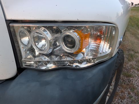 Used 2005 Dodge Ram 2500 Truck ST w/ Trailer Tow Group AWD/4WD image 18