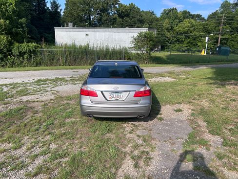 Used 2009 Hyundai Genesis 4.6 w/ Technology Pkg 5 RWD image 8