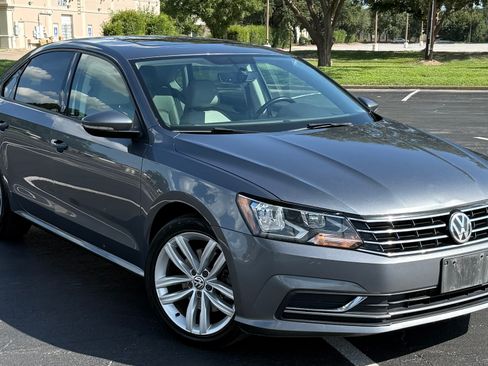 Used 2019 Volkswagen Passat 2.0T Wolfsburg FWD image 1