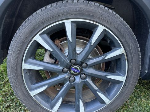 Used 2017 Volvo V60 T5 Cross Country Platinum w/ Climate Package image 14