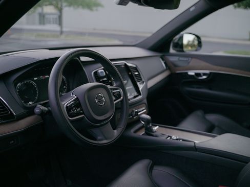 Used 2019 Volvo XC90 T6 Inscription w/ Advanced Package AWD/4WD image 5