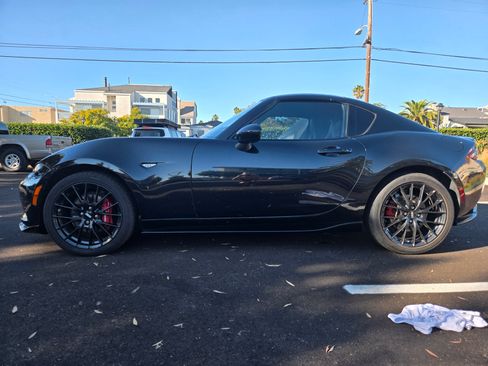Used 2017 MAZDA MX-5 Miata RF Club w/ Brembo/BBS Package image 17
