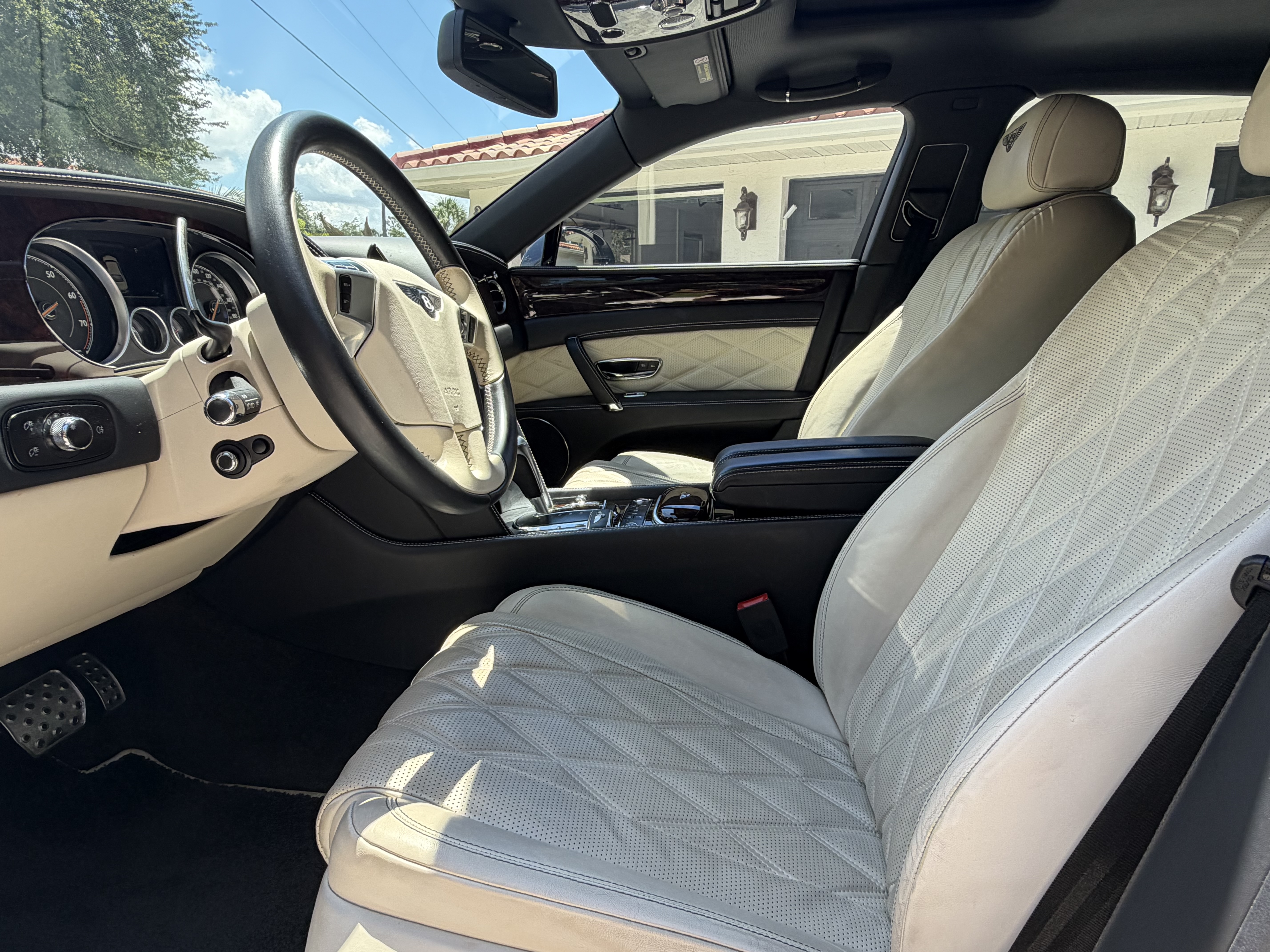 Used 2016 Bentley Flying Spur W12 AWD/4WD image 8