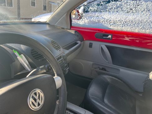 Used 1999 Volkswagen Beetle GLS image 15