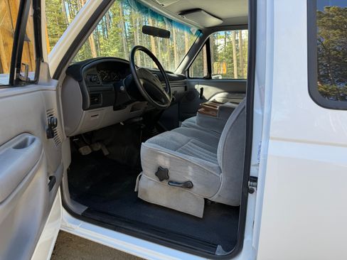Used 1996 Ford F250 Short Bed image 9