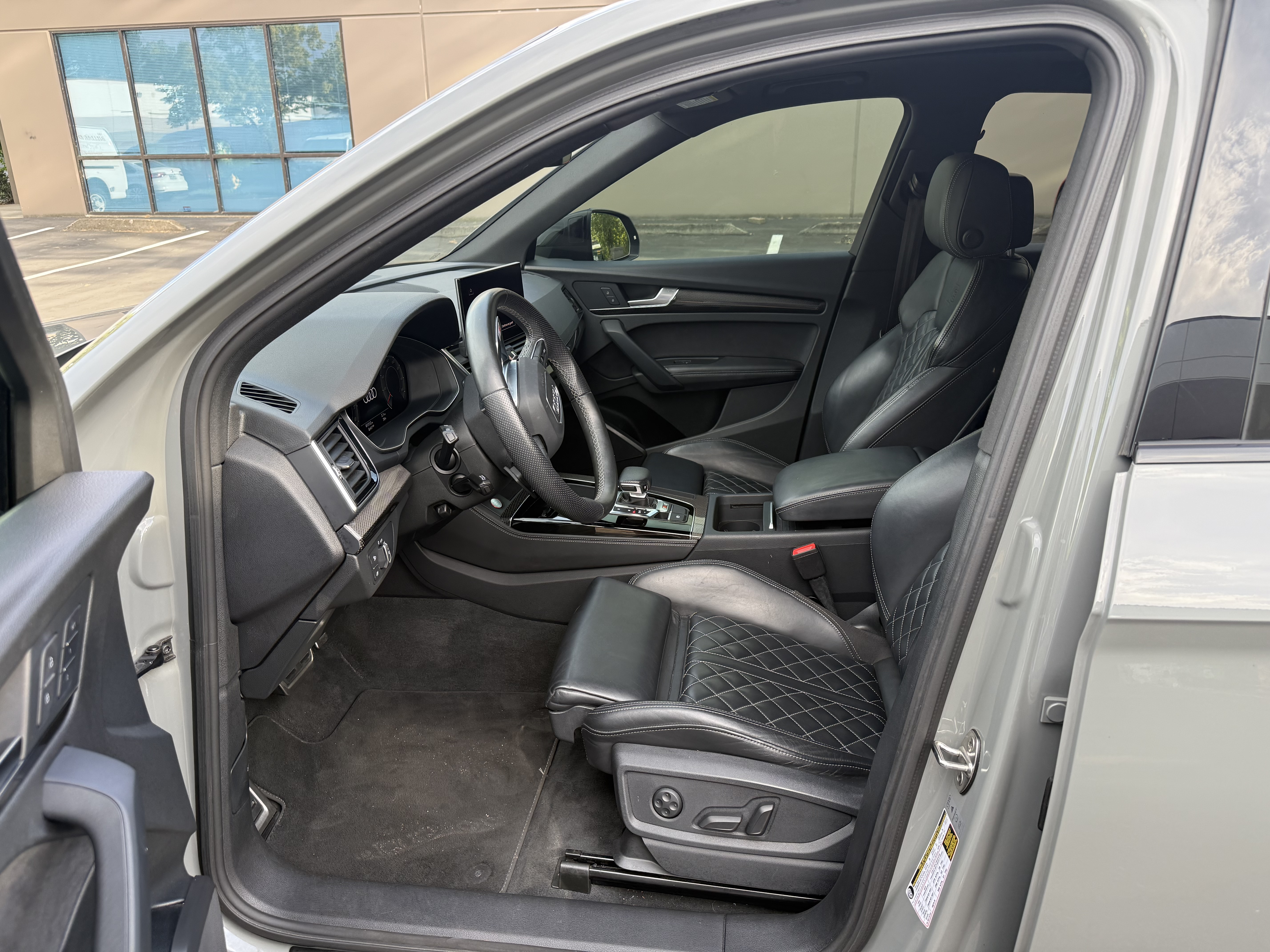 Used 2021 Audi SQ5 Premium Plus w/ Premium Plus Package AWD/4WD image 10