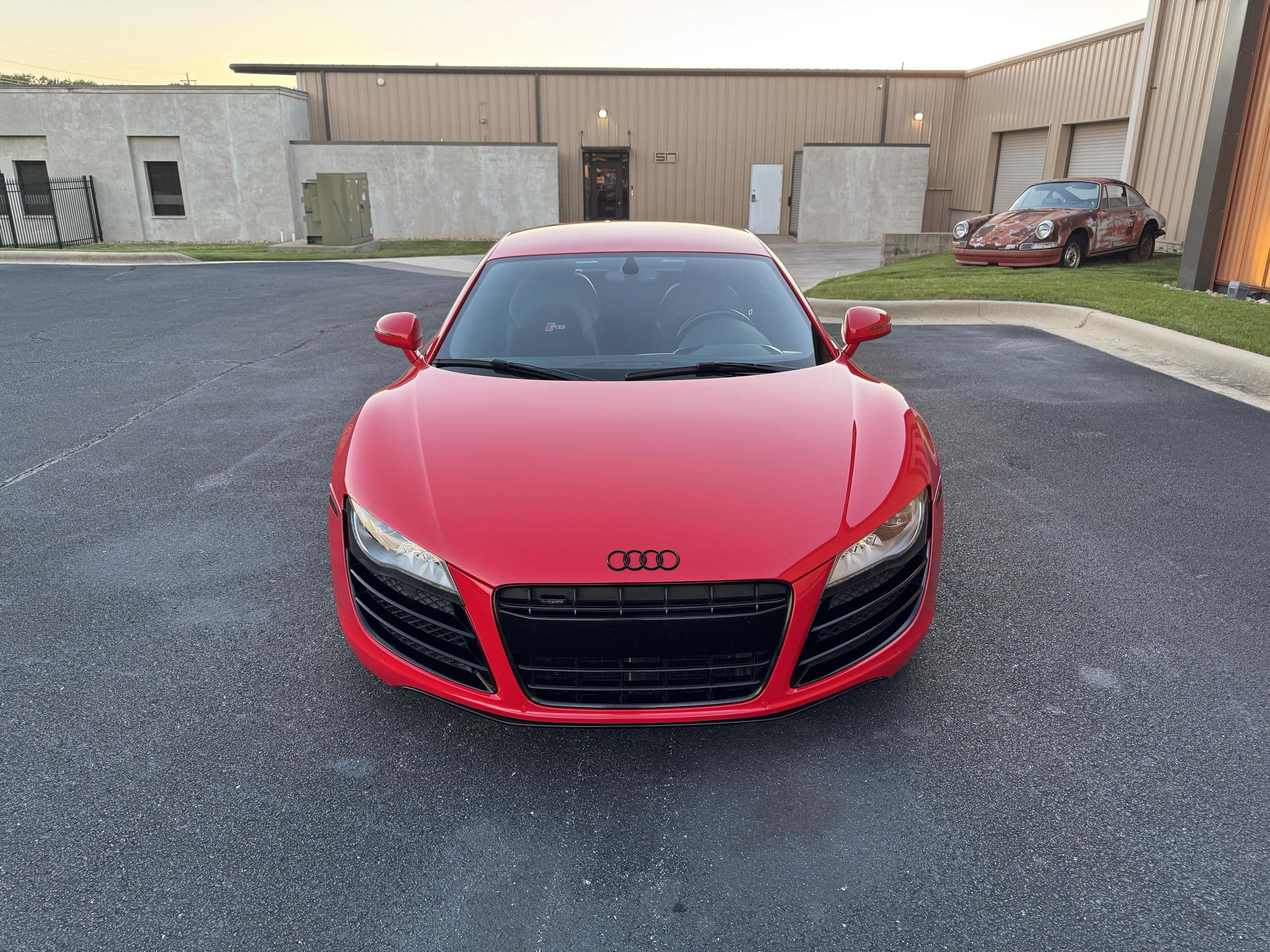 Used 2011 Audi R8 V10 AWD/4WD image 6