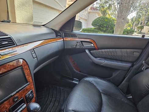 Used 2005 Mercedes-Benz S 430 image 12
