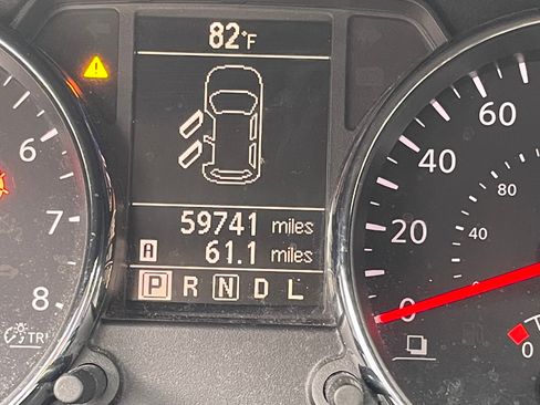Used 2014 Nissan Rogue S w/ Convenience Package AWD/4WD image 5
