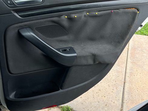 Used 2010 Volkswagen Jetta TDI Cup image 23