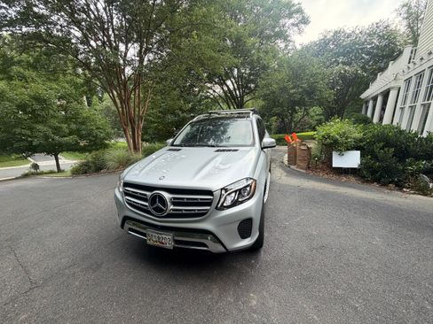 Used 2017 Mercedes-Benz GLS 450 4MATIC image 21