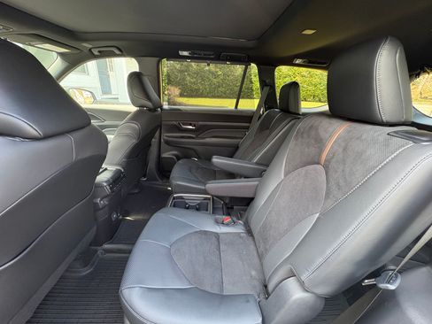 Used 2026 Toyota Grand Highlander MAX Limited Sport Utility 4D image 11