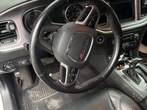 Used 2019 Dodge Charger SXT w/ Leather Interior Group image 10