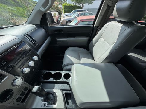 Used 2013 Toyota Tundra 2WD CrewMax image 18