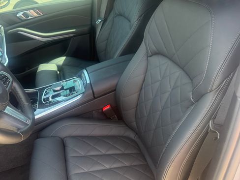 Used 2026 BMW X5 sDrive40i w/ M Sport Package RWD image 12