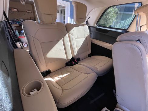 Used 2017 Mercedes-Benz GLS 550 4MATIC image 19