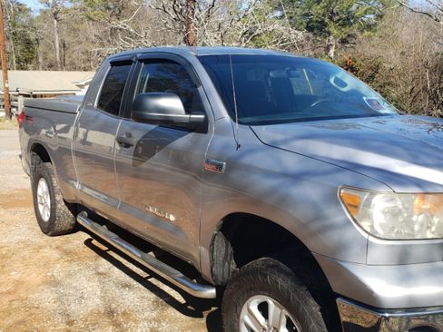 Used 2009 Toyota Tundra 4x4 Double Cab image 8