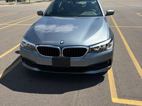 Used 2019 BMW 530i xDrive w/ Convenience Package AWD/4WD image 1