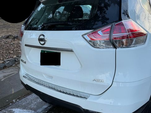 Used 2016 Nissan Rogue S image 8