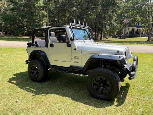 Used 2006 Jeep Wrangler X w/ Tire & Wheel Group (Ecco) image 4