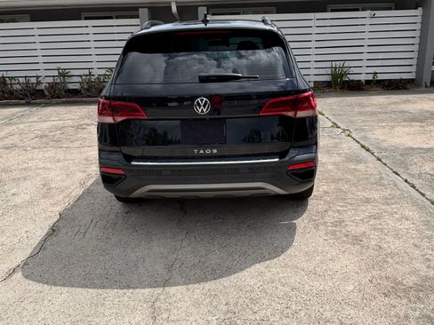 Used 2022 Volkswagen Taos S image 5