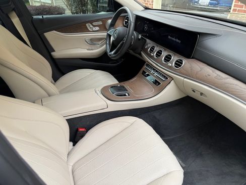Used 2021 Mercedes-Benz E 350 E 350 Sedan 4D image 13