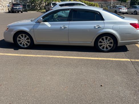 Used 2006 Toyota Avalon Limited image 1