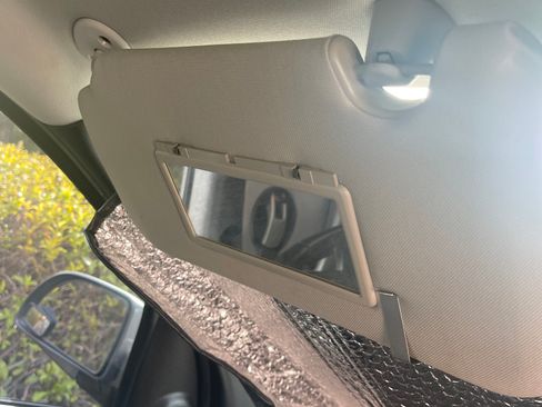 Used 2006 Chevrolet Equinox LT w/ LT Preferred Equipment Group image 26