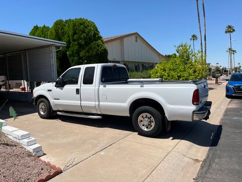Used 2001 Ford F250 2WD SuperCab Super Duty image 8