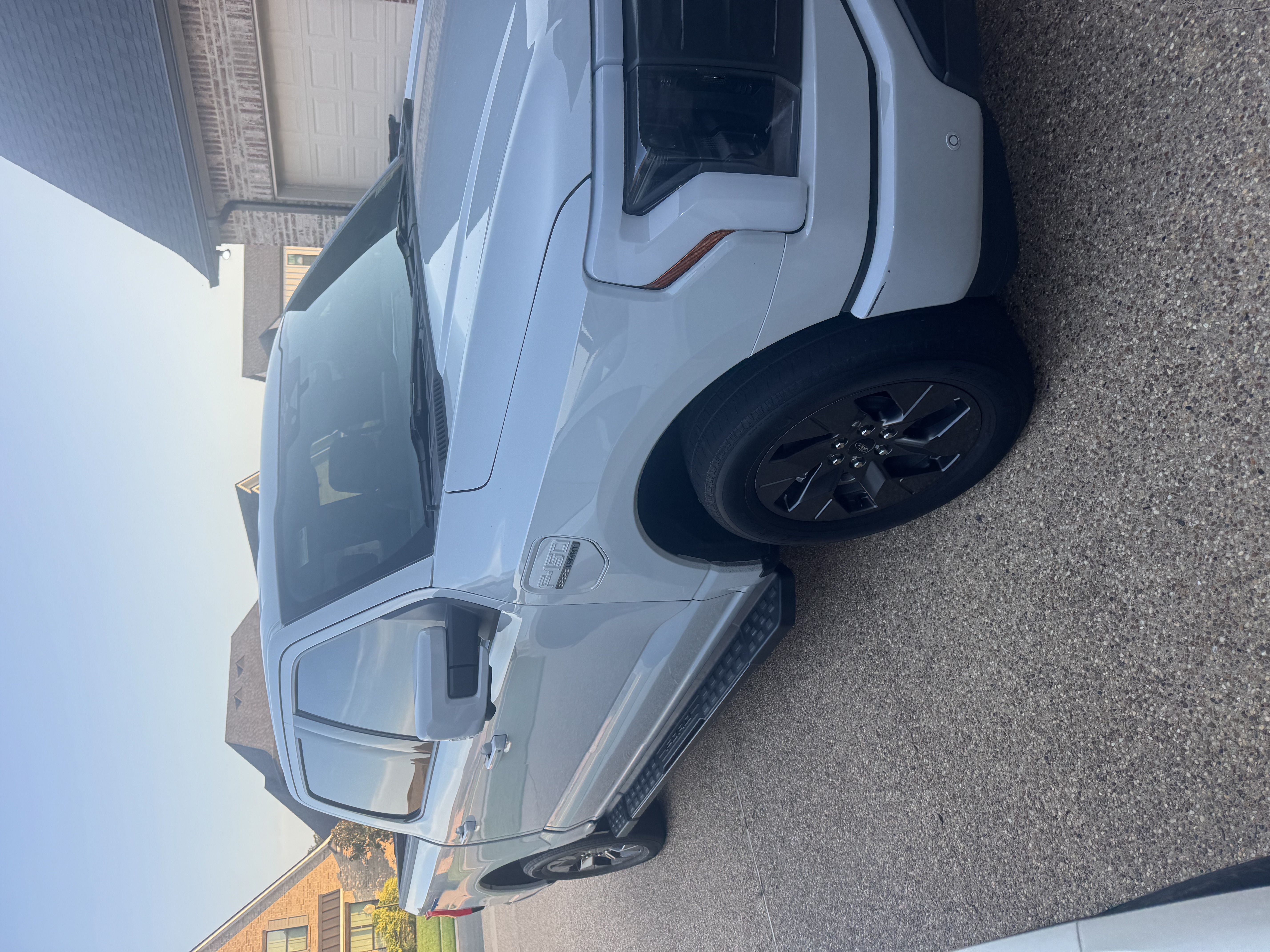 Used 2023 Ford F150 Lightning Lariat AWD/4WD image 6