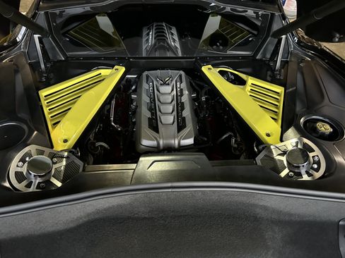 Used 2023 Chevrolet Corvette Stingray Preferred Cpe w/ Z51 Performance Package RWD image 14