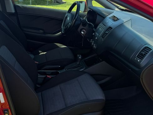 Used 2016 Kia Forte EX FWD image 8