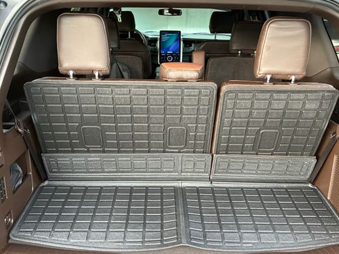 Used 2024 Ford Expedition King Ranch RWD image 20